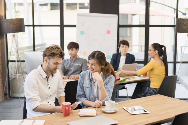 10 Hábitos saudáveis no ambiente de trabalho que você deve adotar